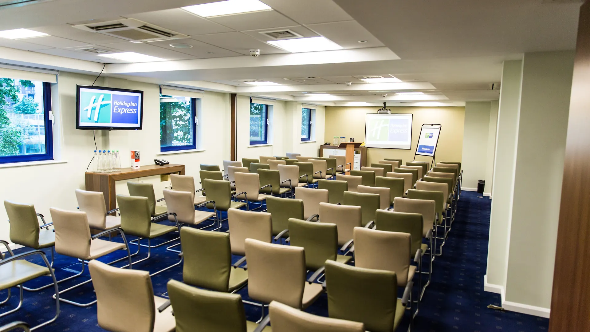 Hotel Holiday Inn Express London Stratford By Ihg